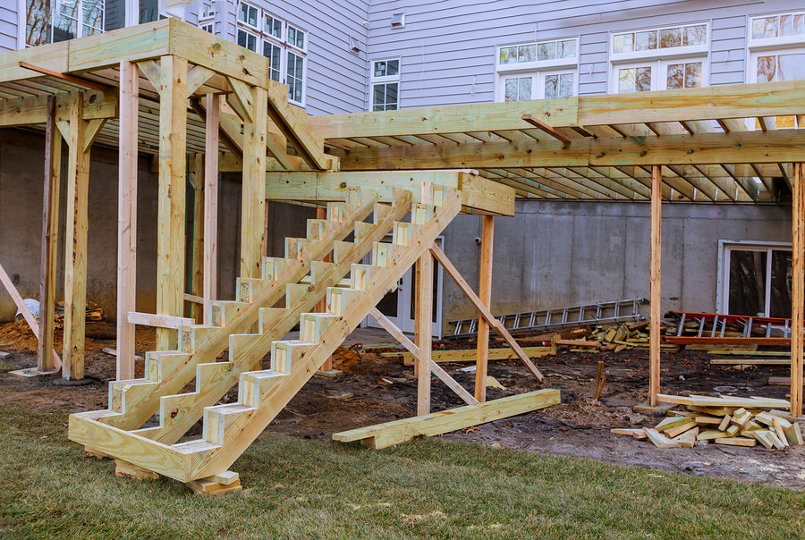 professional deck services contractor 