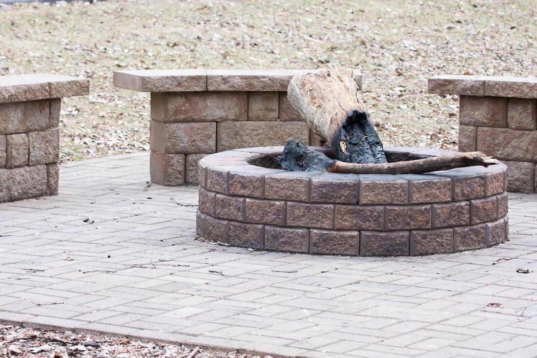 professional fireplaces and fire pits contractor 